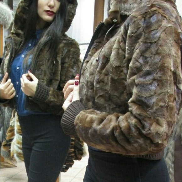 MINK sheared mink crop jacket made in Greece and features Large Hood - Picture 5 of 7